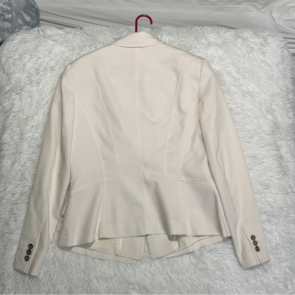 White House Black Market Cream Blazer - Picture 2 of 3